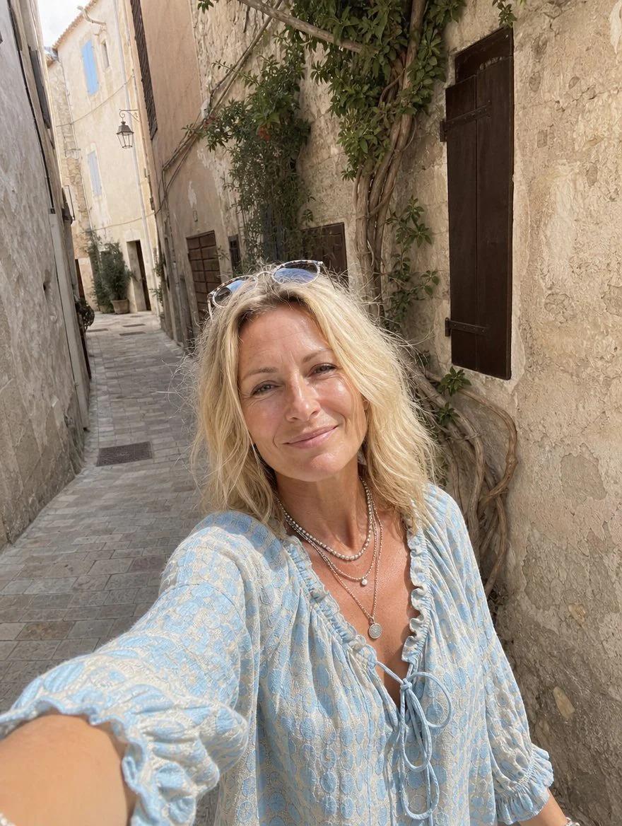 Blouse Bohème Chic à Col Noué